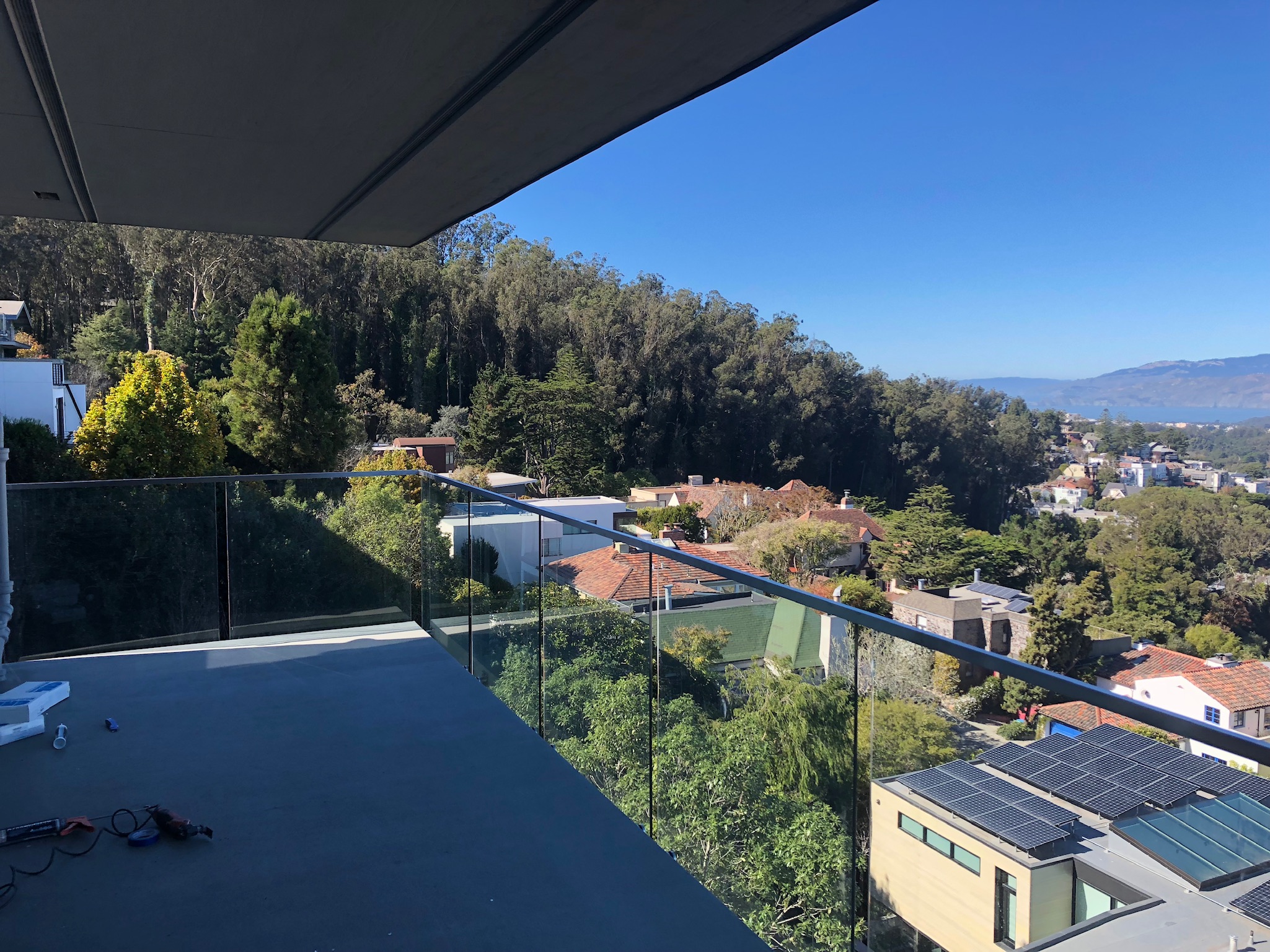Rooftop Deck & Glass Guardrail — Sea Cliff, San Francisco